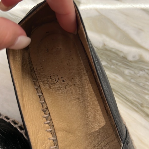 Black Chanel espadrilles - Picture 3 of 8